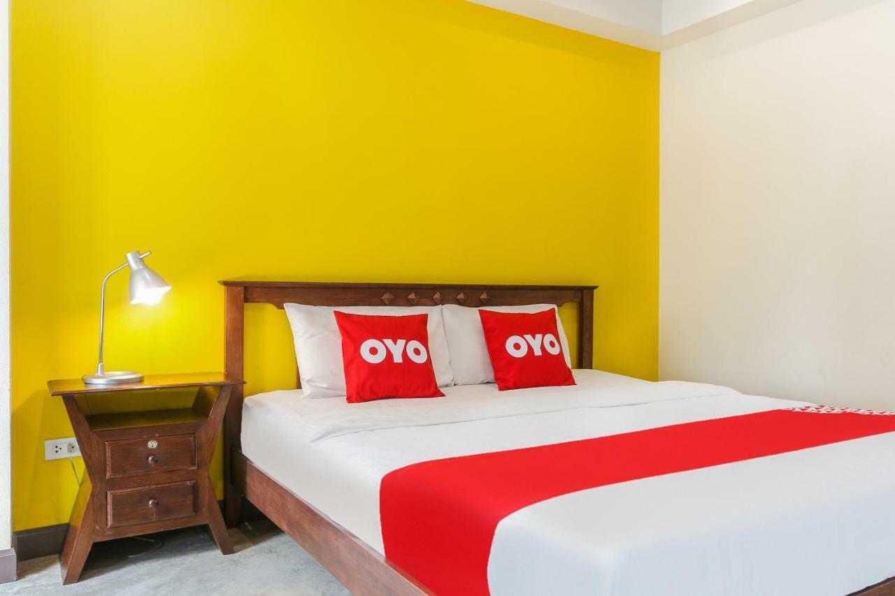Hotel Oyo 233 Sunshine House Chiang Mai Exterior foto