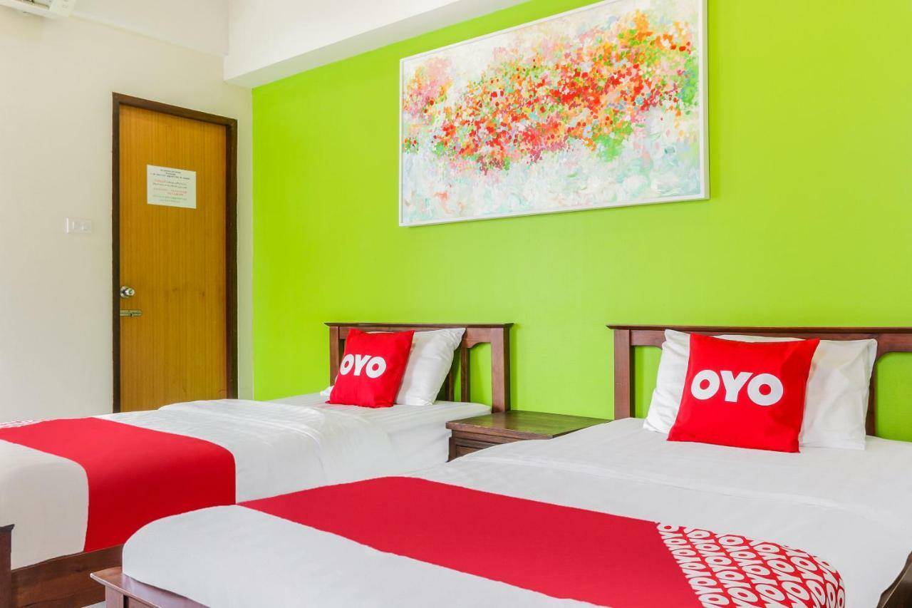 Hotel Oyo 233 Sunshine House Chiang Mai Exterior foto