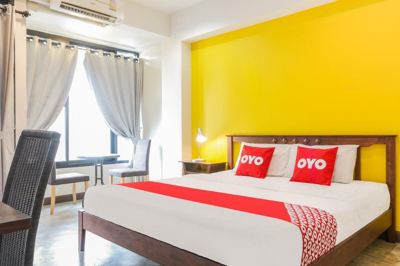 Hotel Oyo 233 Sunshine House Chiang Mai Exterior foto